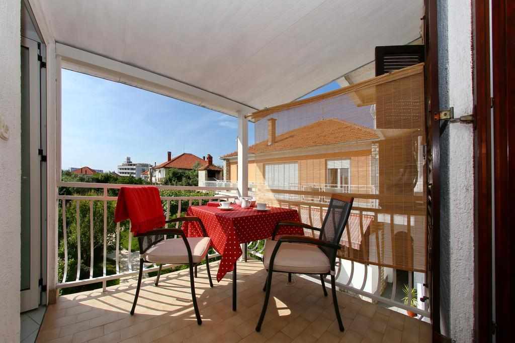 Rooms & Apartments Soline Nuove Biograd Na Moru Eksteriør bilde